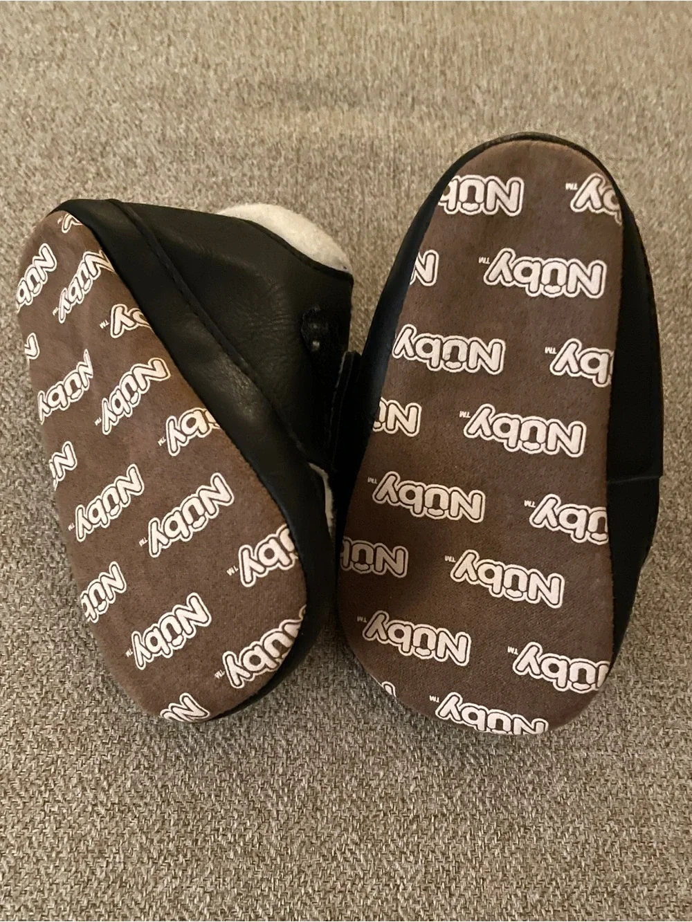 N/A comfortable black